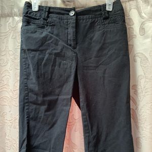 Balck capris